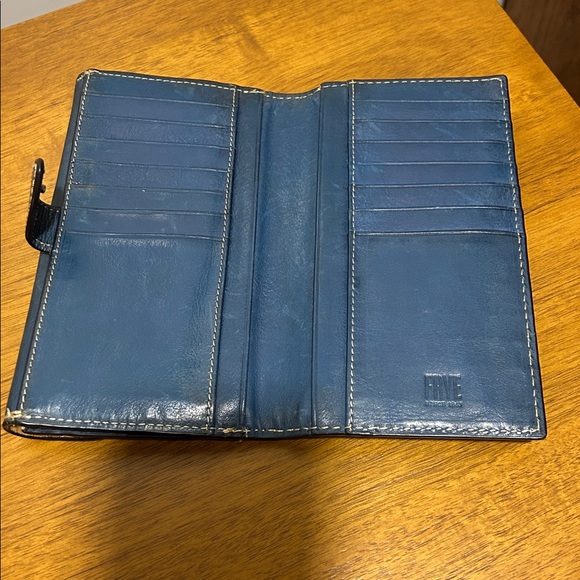 Frye Wallet - Picture 4 of 6